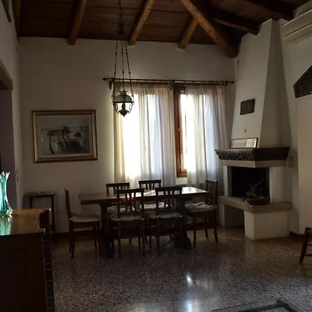 Santa Giustina דירה